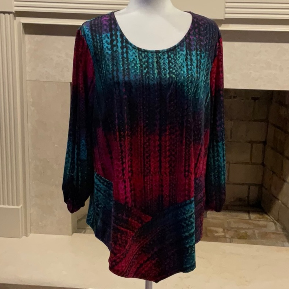Cocomo Women's Blouse in Multi Colors of Red/Green,/Purple,/Black. Like New.